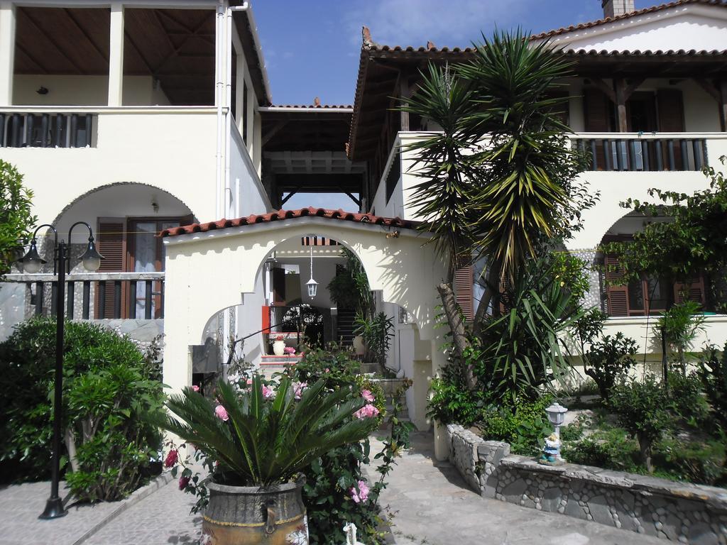 Villa Maria Храні Екстер'єр фото